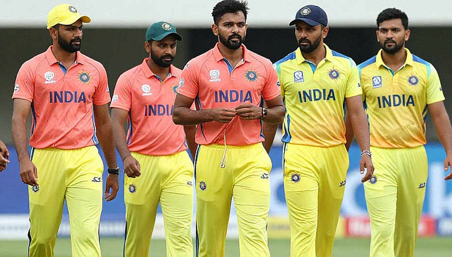 अभिषेक के 85 छक्के रिकॉर्ड हैं, लेकिन वेलिंग्टन की असली कहानी पावरप्ले के 118 रन हैं अभिषेक के 85 छक्के रिकॉर्ड हैं, लेकिन वेलिंग्टन की असली कहानी पावरप्ले के 118 रन हैं