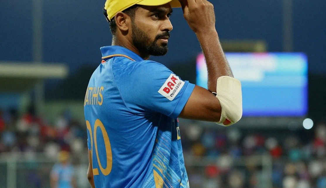 खाली लेजर, भरा हुआ शोर: क्रिकेट रिपोर्टिंग में सबूत की अनिवार्यता और लॉ 41.16 से लॉ 38.3 तक का काग़ज़ी सफ़र खाली लेजर, भरा हुआ शोर: क्रिकेट रिपोर्टिंग में सबूत की अनिवार्यता और लॉ 41.16 से लॉ 38.3 तक का काग़ज़ी सफ़र