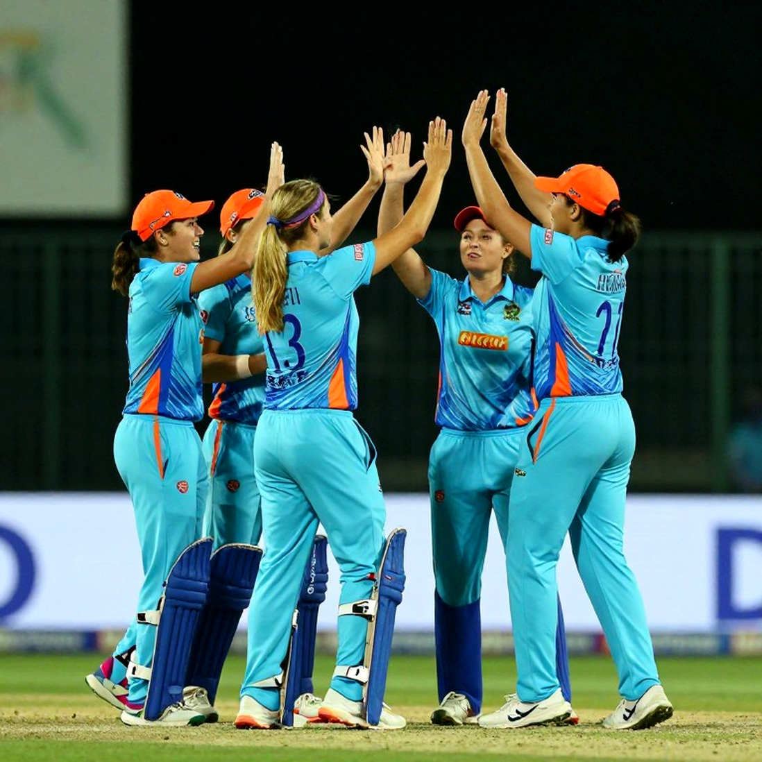 WBBL मैच 3: ब्रिस्बेन हीट के घरेलू मैदान पर सिडनी सिक्सर्स की अंतरराष्ट्रीय गहराई की परीक्षा, टॉस जीतकर सिक्सर्स ने चुनी पहले गेंदबाजी